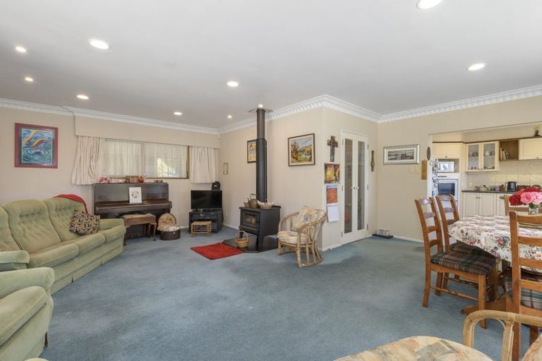 Photo of property in 15 Maungawhare Place, Otumoetai, Tauranga, 3110