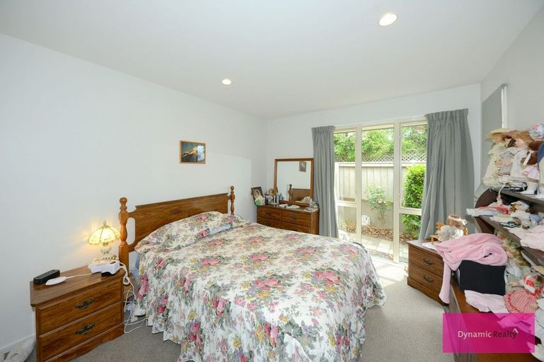 Photo of property in 70 Vivian Street, Burwood, Christchurch, 8083