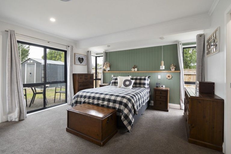 Photo of property in 12 Jefferson Crescent, Milson, Palmerston North, 4414