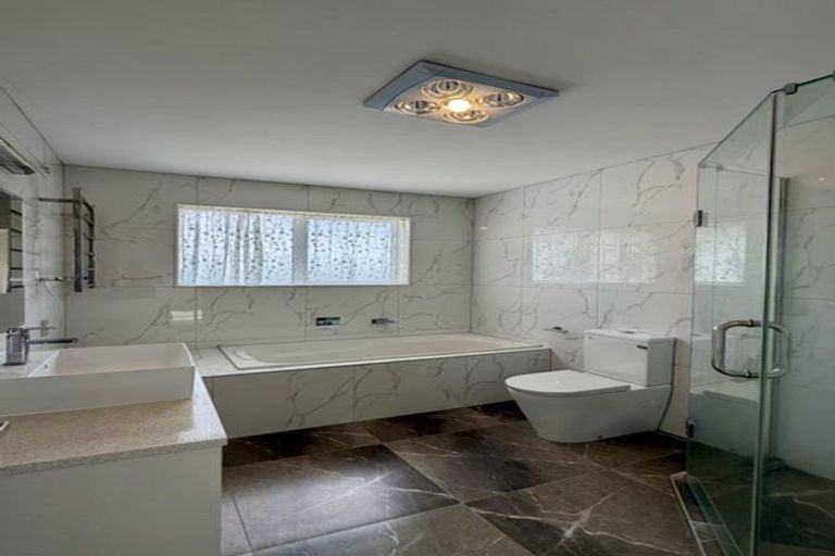 Photo of property in 150 Smales Road, East Tamaki, Auckland, 2013