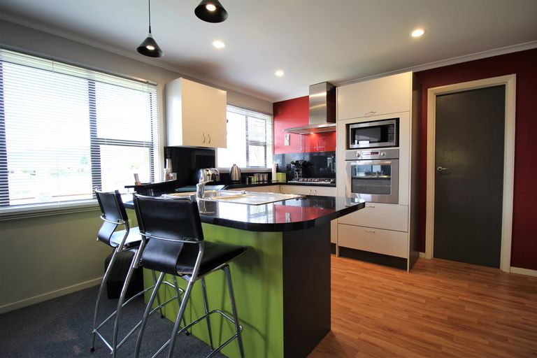 Photo of property in 8 Winston Place, Alexandra, 9320