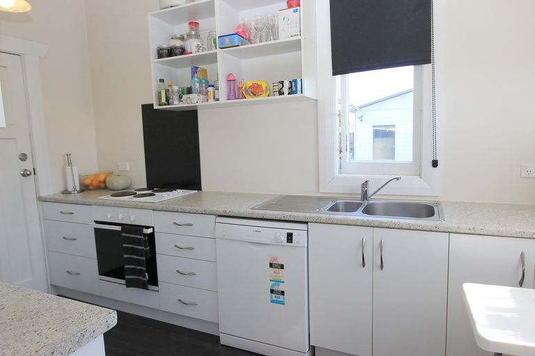 Photo of property in 14 Howick Road, Blenheim, 7201