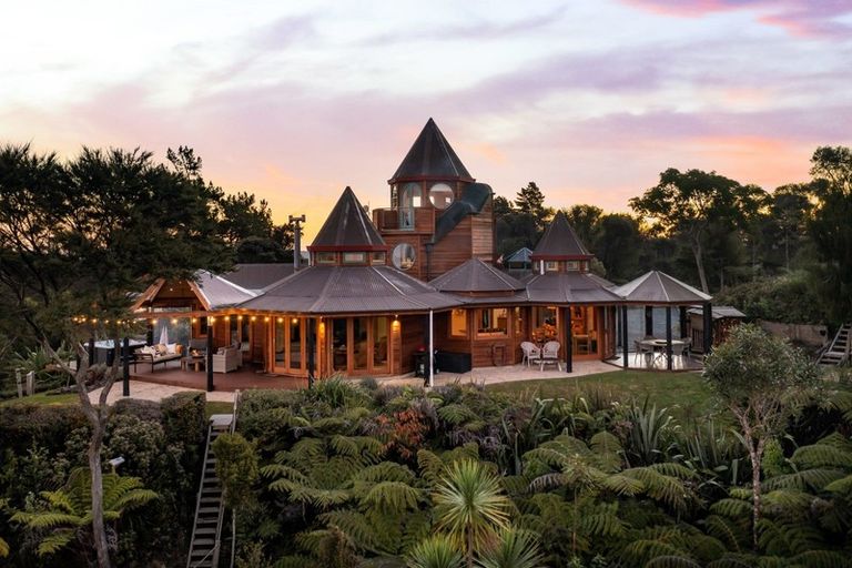 Photo of property in 445 Krippner Road, Puhoi, Silverdale, 0994