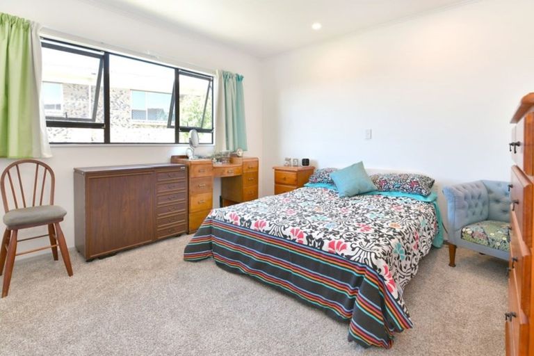 Photo of property in 1026 Whangaparaoa Road, Tindalls Beach, Whangaparaoa, 0930