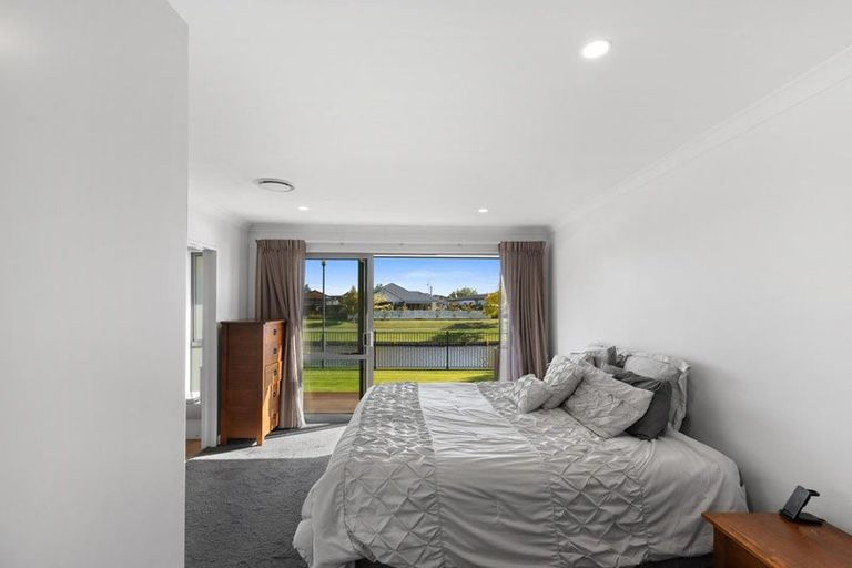 Photo of property in 62 Tiritiri Moana Drive, Pegasus, 7612