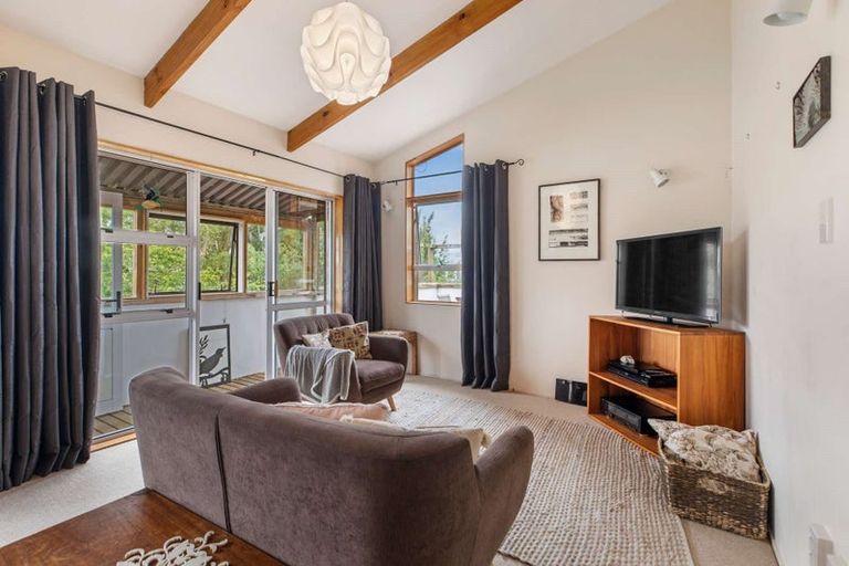 Photo of property in 1/31 Savoy Road, Glen Eden, Auckland, 0602