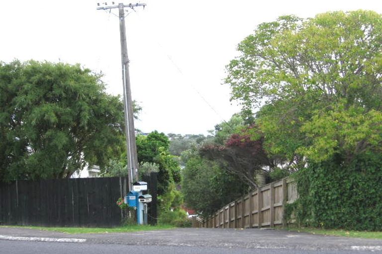 Photo of property in 2/144 Deep Creek Road, Torbay, Auckland, 0630