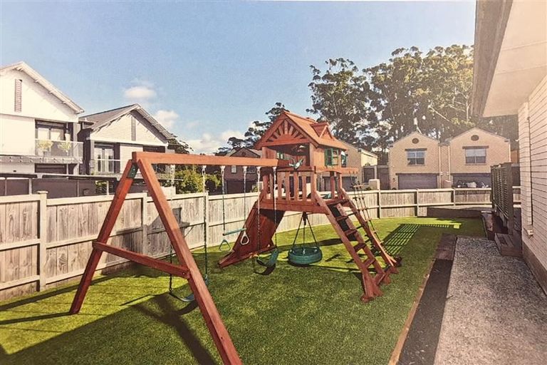 Photo of property in 9 Cottage Court, Silverdale, 0932