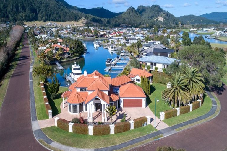 Photo of property in 601 Waterways Parade, Pauanui, Hikuai, 3579