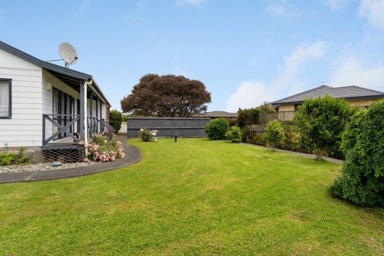 Photo of property in 18 Millhaven Place, Otaki, 5512