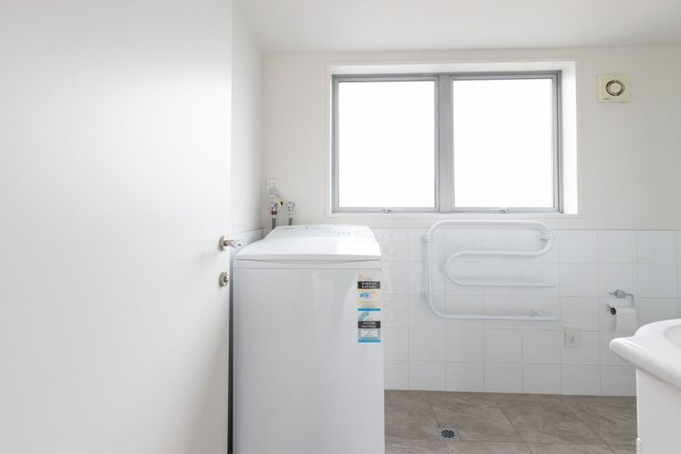 Photo of property in 8a Rotherham Street, Riccarton, Christchurch, 8041