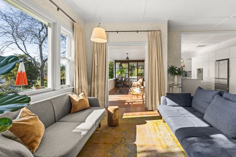 Photo of property in 24 Muritai Crescent, Havelock North, 4130