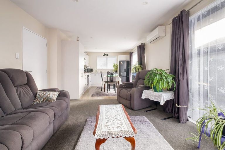 Photo of property in 144 Burwood Road, Burwood, Christchurch, 8083