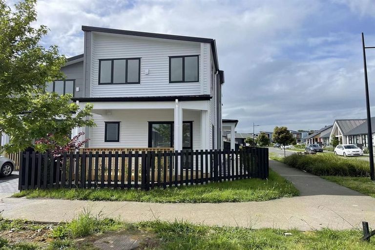 Photo of property in 13 Aho Lane, Karaka, Papakura, 2113