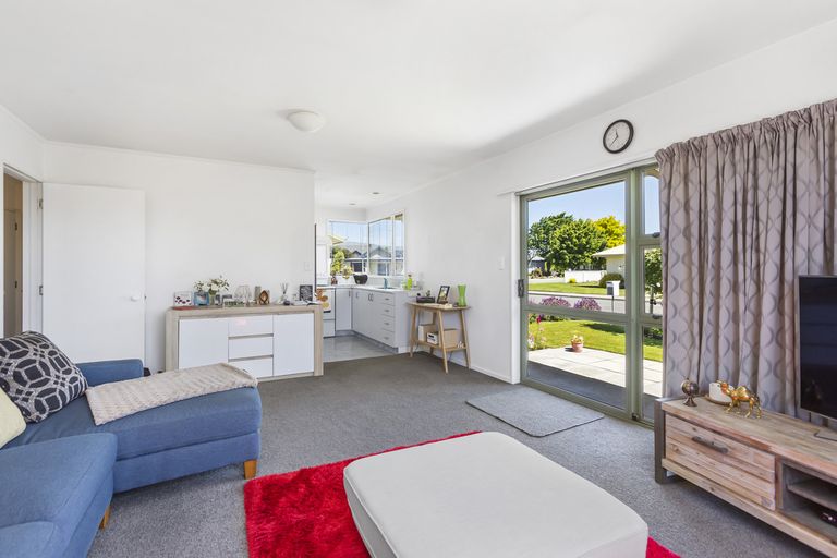 Photo of property in 2b Mayfair Grove, Alexandra, 9320