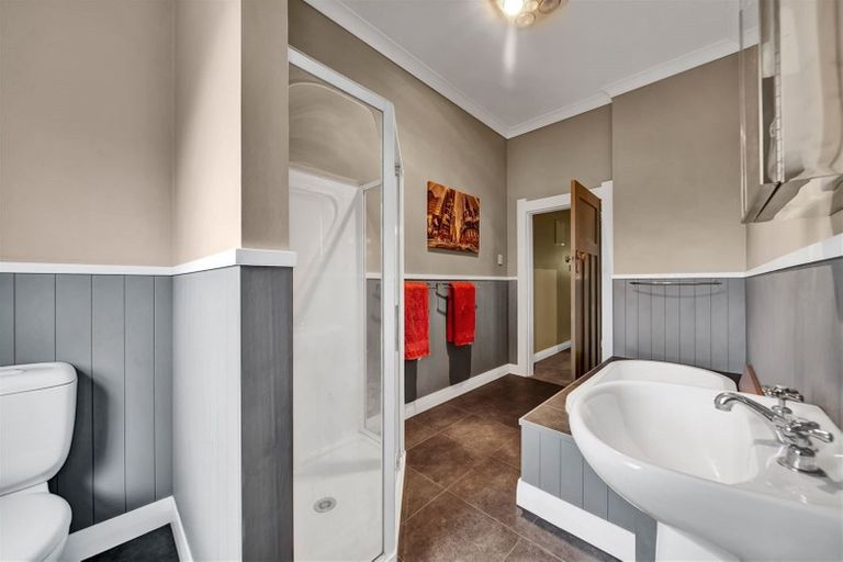 Photo of property in 335 Glover Road, Hawera, 4675