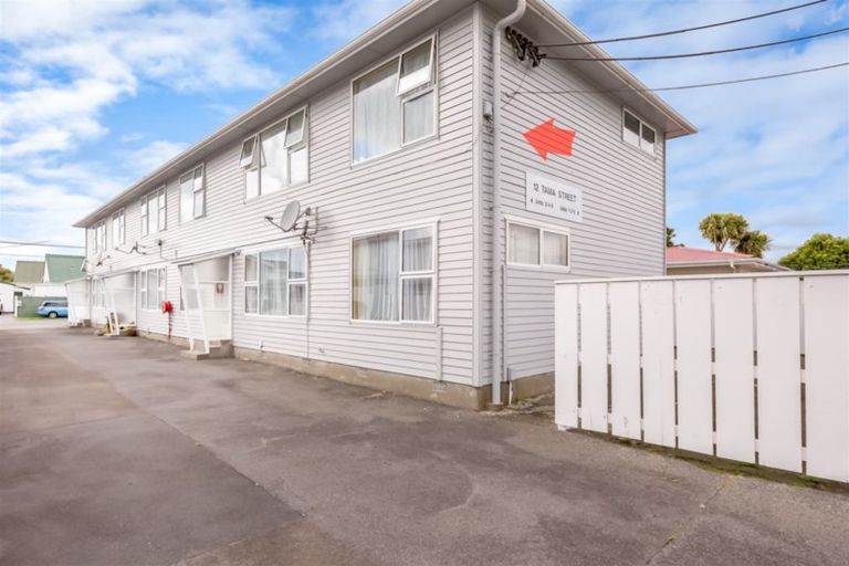 Photo of property in 2/12 Tama Street, Alicetown, Lower Hutt, 5010