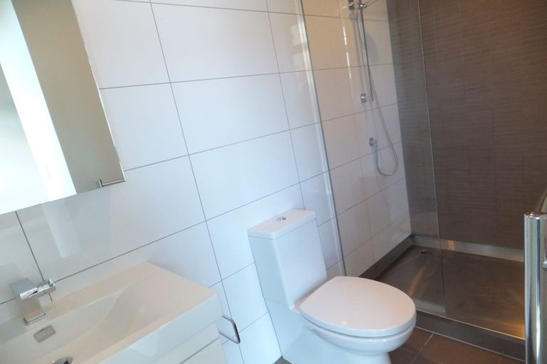 Photo of property in 105/3 Roxburgh Street, Mount Victoria, Wellington, 6011