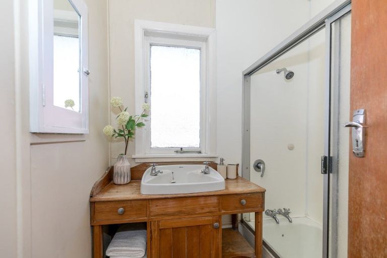 Photo of property in 3a Denz Street, Maeroa, Hamilton, 3200