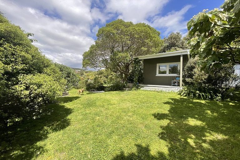Photo of property in 2 Te Kura Road, Pukerua Bay, 5026