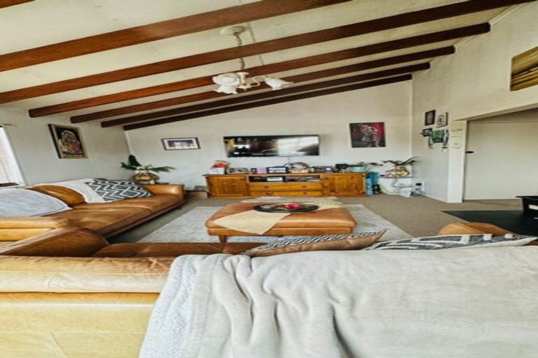 Photo of property in 35 Gebbie Street, Kinmont Park, Mosgiel, 9024