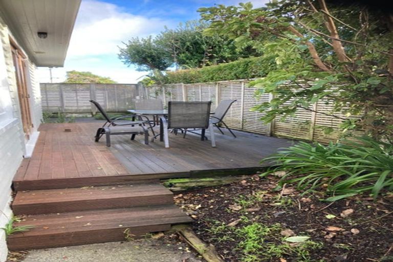 Photo of property in 14 Toru Road, Paraparaumu Beach, Paraparaumu, 5032