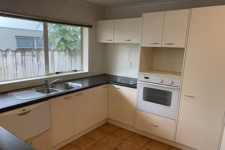 Photo of property in 48a Torkar Road, Clarks Beach, 2122