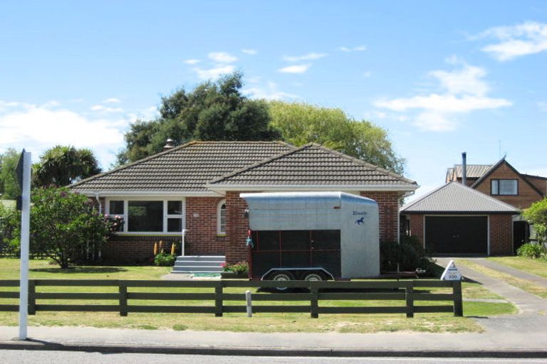 Photo of property in 300 Williams Street, Kaiapoi, 7630