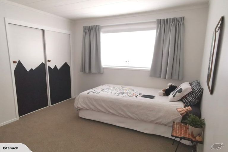 Photo of property in 25b Lidcombe Place, Avondale, Auckland, 1026