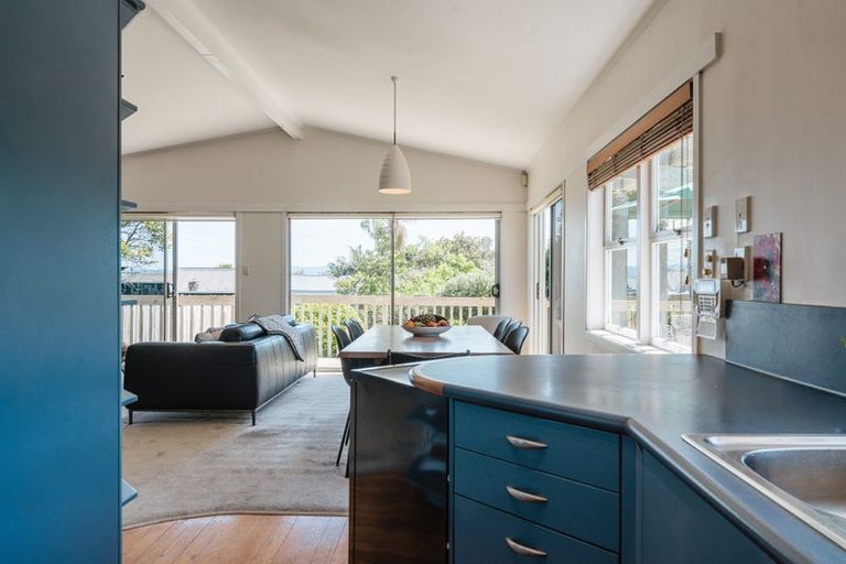 Photo of property in 26 Palmerston Road, Birkenhead, Auckland, 0626