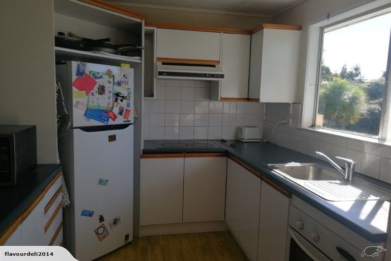 Photo of property in 58 Allington Road, Karori, Wellington, 6012