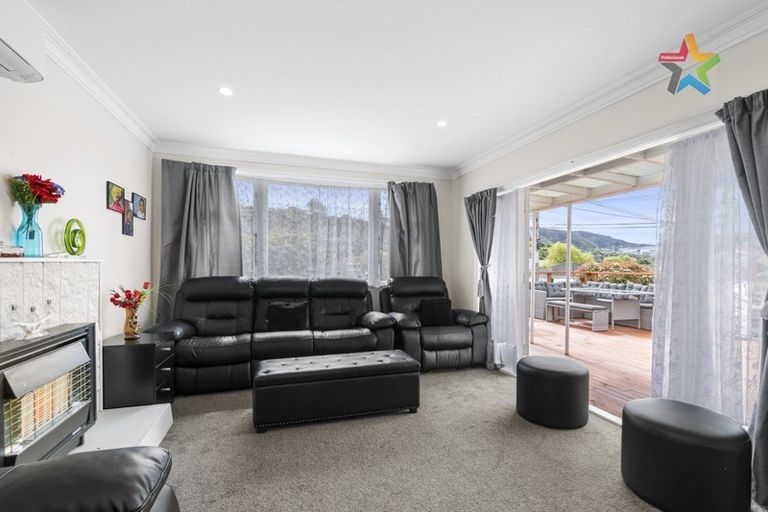 Photo of property in 113 Stokes Valley Road, Stokes Valley, Lower Hutt, 5019