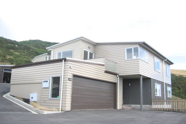 Photo of property in 65 Meadowcroft Grove, Johnsonville, Wellington, 6037