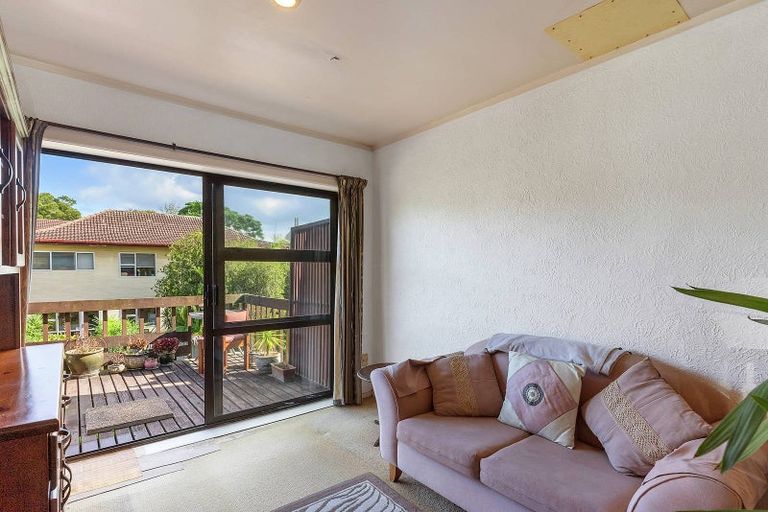 Photo of property in 2/12 Sherie Place, Howick, Auckland, 2014
