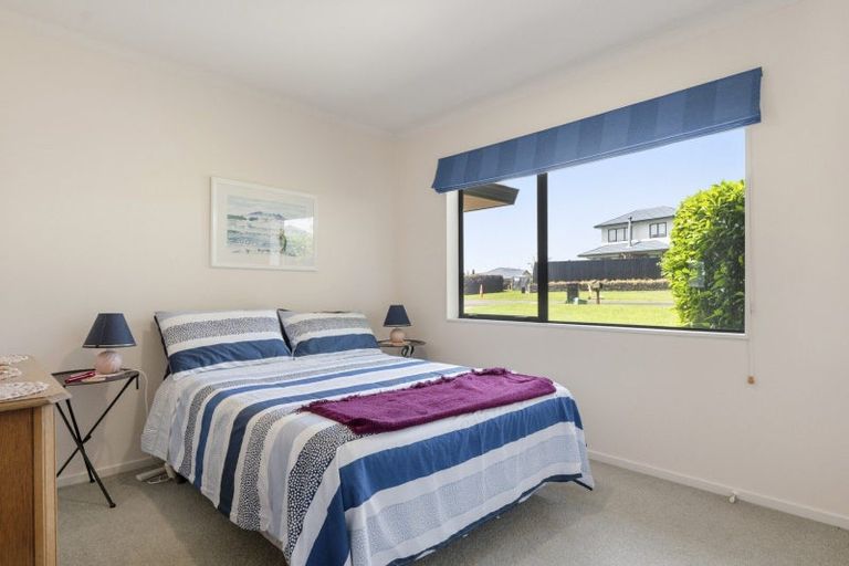 Photo of property in 7 Burnt Oak Drive, Pyes Pa, Tauranga, 3112