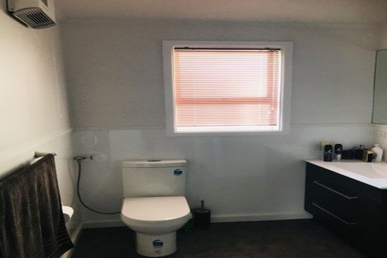 Photo of property in 33 Cameron Street, Ashburton, 7700