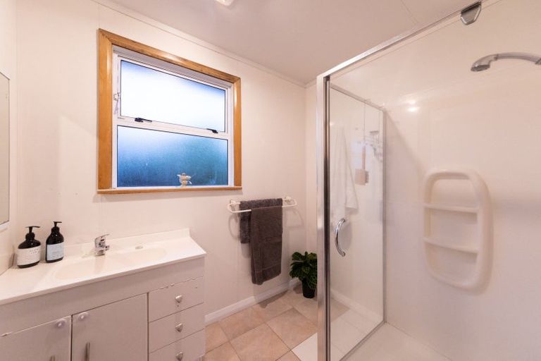 Photo of property in 16 Nairn Crescent, Awapuni, Palmerston North, 4412