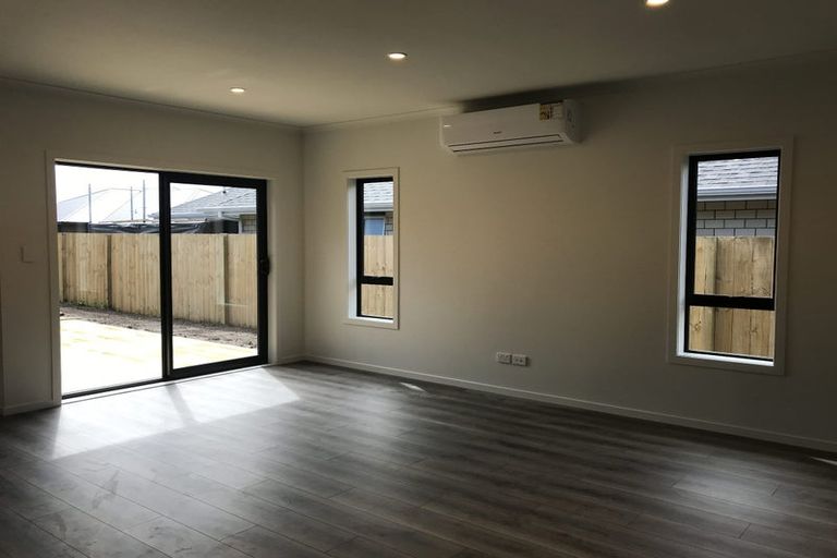 Photo of property in 25 Ruru Street, Cambridge, 3434