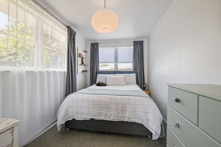 Photo of property in 57 Longfellow Road, Opunake, 4616