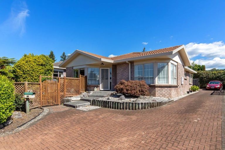 Photo of property in 74 Tawavale Street, Pukehangi, Rotorua, 3015