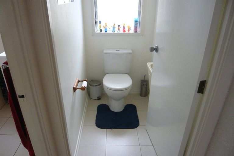 Photo of property in 1/17 Dunraven Place, Torbay, Auckland, 0630