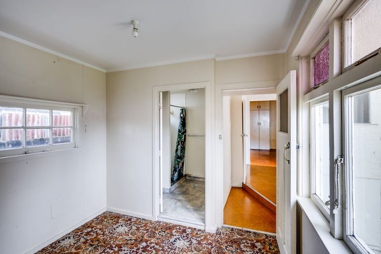 Photo of property in 32 Havelock Road, Hospital Hill, Napier, 4110