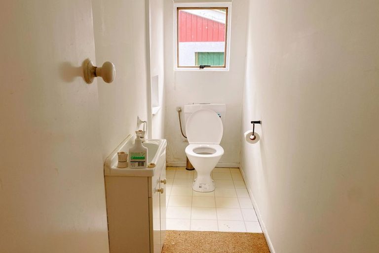 Photo of property in 15 Morris Road, Hillcrest, Hamilton, 3216