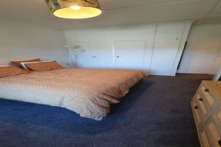 Photo of property in 23 Lonsdale Crescent, Rongotai, Wellington, 6022