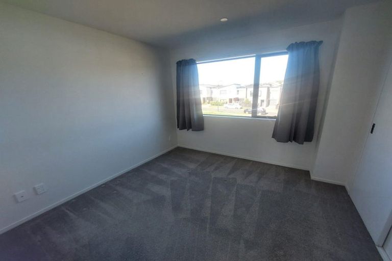 Photo of property in 13 Kiato Lane, Flat Bush, Auckland, 2019