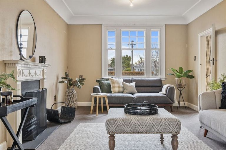 Photo of property in 158 Weston Road, St Albans, Christchurch, 8052