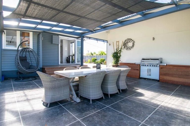 Photo of property in 31 Mcglashen Street, Motueka, 7120