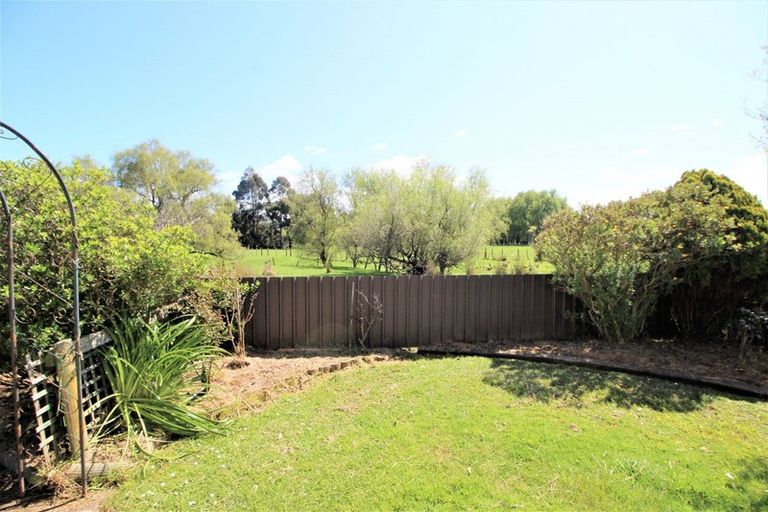 Photo of property in 81 Fergusson Street, Woodville, 4920