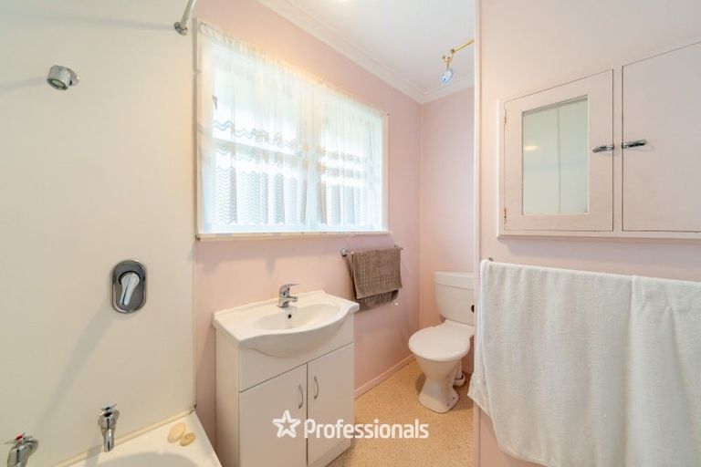 Photo of property in 46 Pine Avenue, Upper Hutt Central, Upper Hutt, 5018