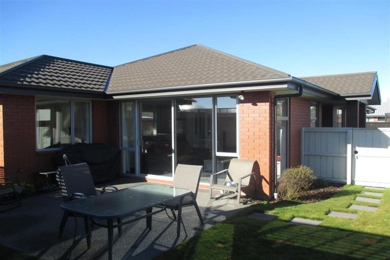 Photo of property in 9 Wisteria Lane, Rangiora, 7400